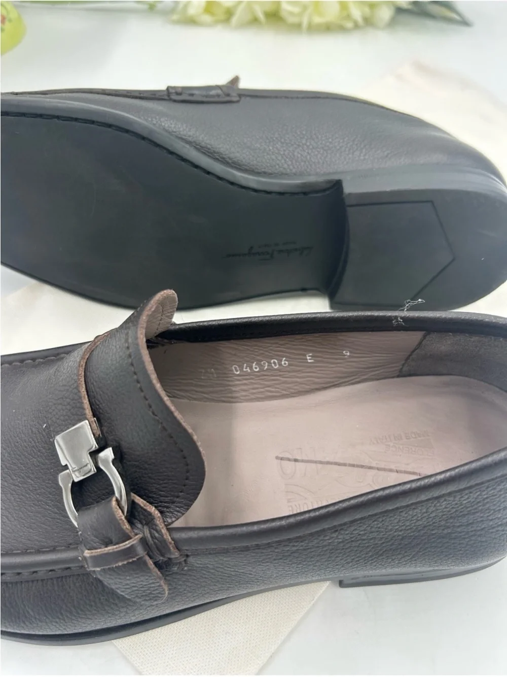 Men’s Salvatore, Ferragamo Gancini pebble grain loafers size 9E made in Italy